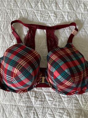Cacique Bra Size 44 D Underwire Lightly Lined T- Shirt Lane Bryant